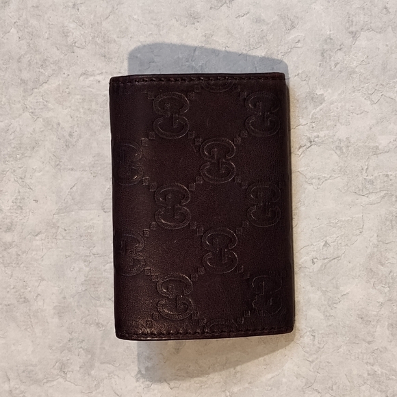 AUTHENTIC GUCCI GUCCISSIMA KEY HOLDER EUC - Picture 8 of 12